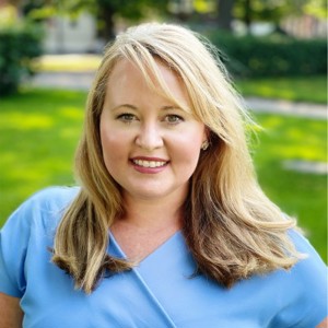 Courtney Apelqvist